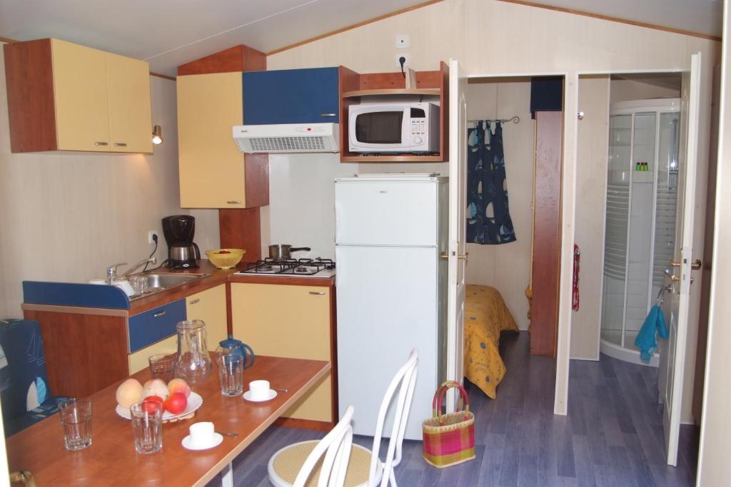 Camping Les Palmiers Hyères الغرفة الصورة