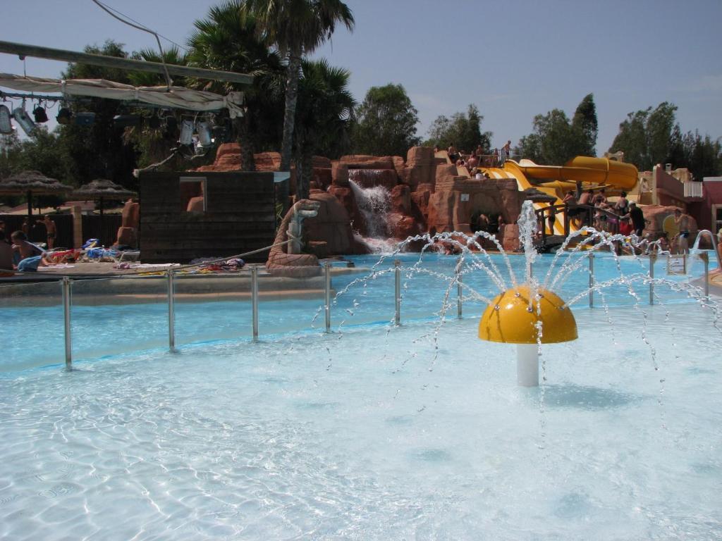 Camping Les Palmiers Hyères المظهر الخارجي الصورة